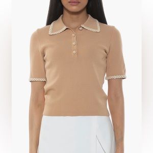 Alexia Admor size XS in beige (NWOT)